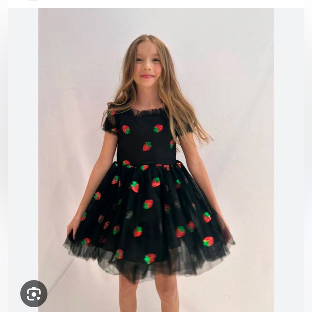 Lola and The Boys Tulle Sequin Strawberry Mini, size 6
